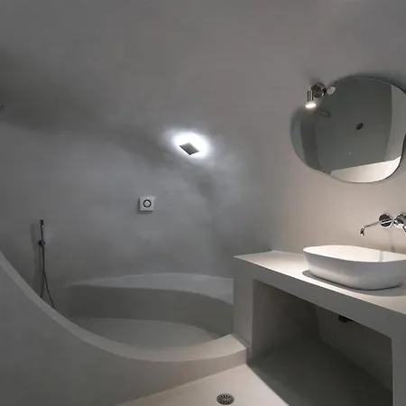 Caldera Cliff Hotel Fira (Santorini)
