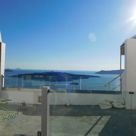 Caldera Cliff Fira (Santorini)