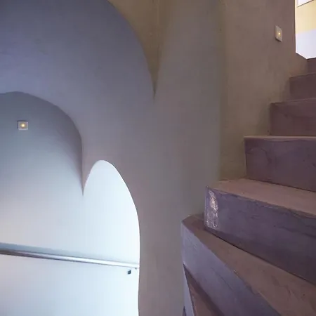 Hotel Caldera Cliff Fira (Santorini)