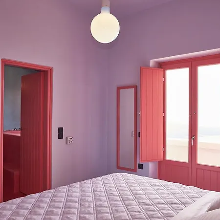 Caldera Cliff Hotel 4*