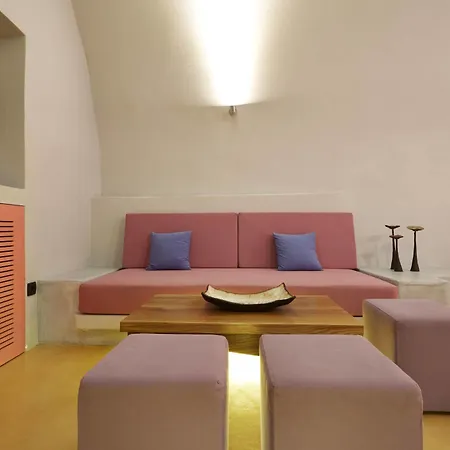 Caldera Cliff Hotel Fira (Santorini)